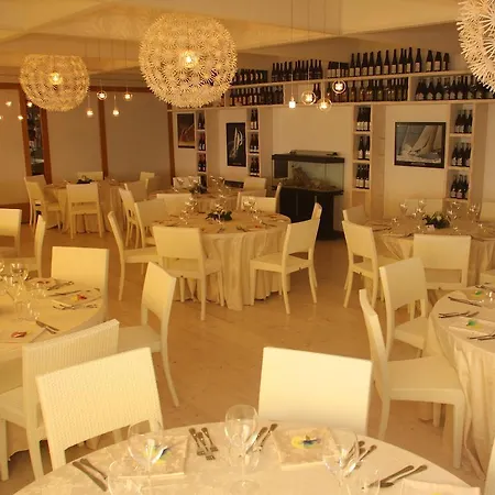 Aparthotel Frontemare T-village! 3*