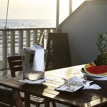 Aparthotel Frontemare T-village! Anzio
