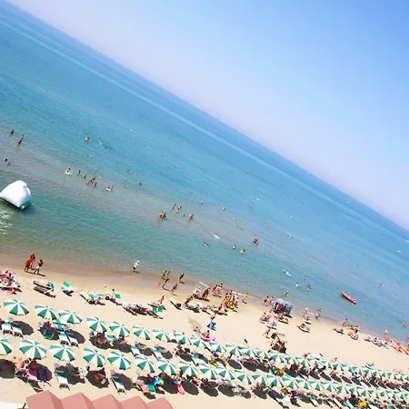 Frontemare T-village! Aparthotel Anzio